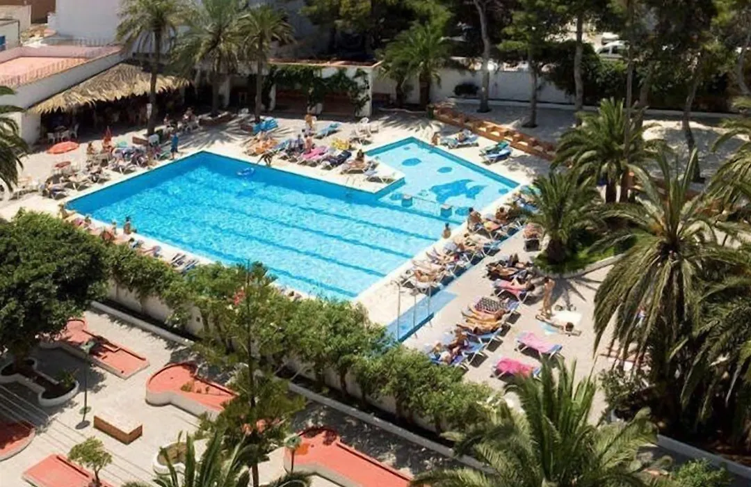 Hostal Cervantes-1